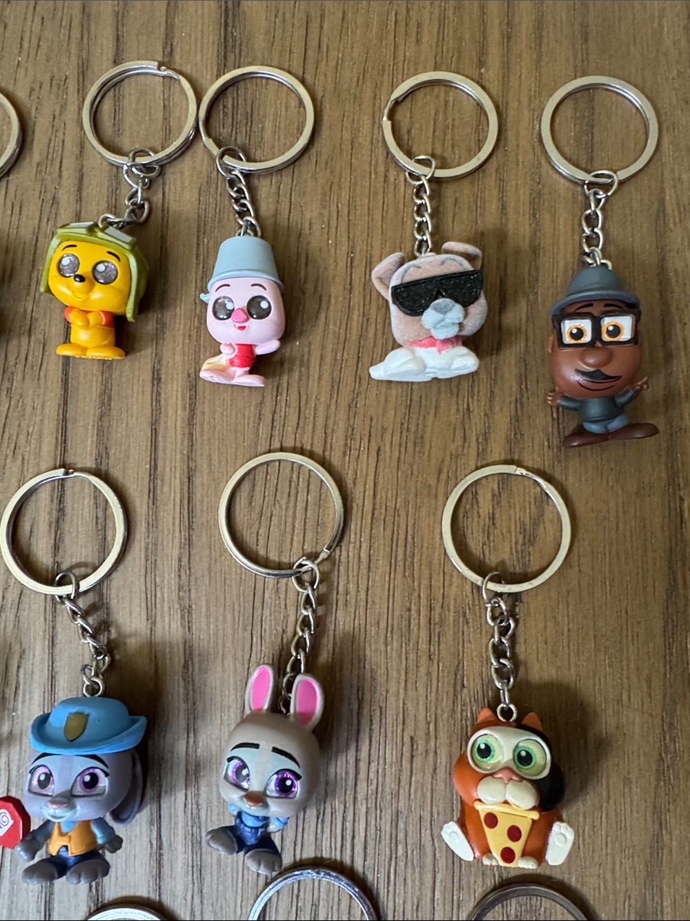 Disney Doorables Keychain Bundle (30) - Picture 4 of 12